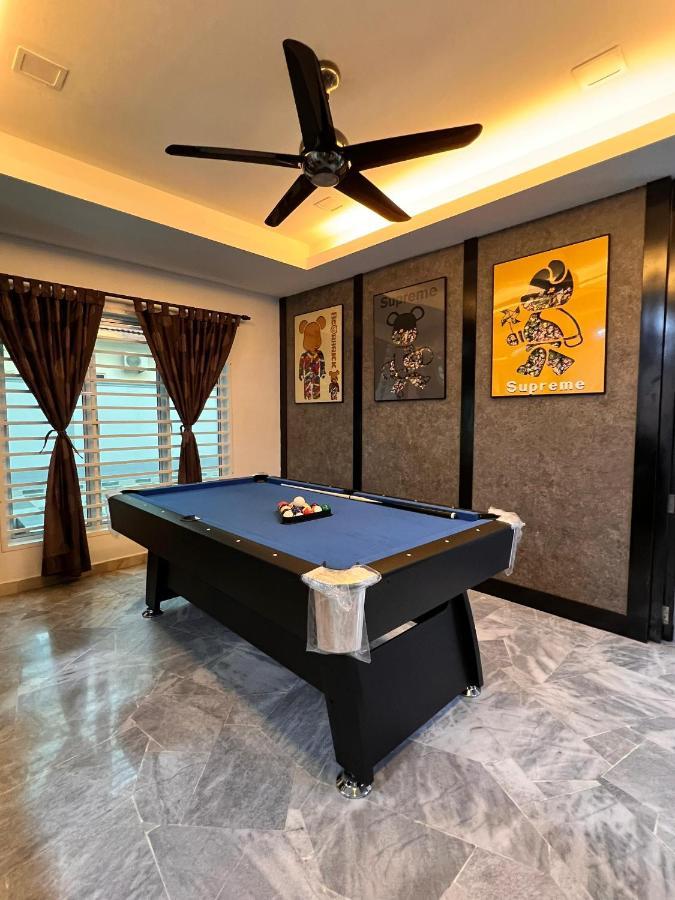 Bearbrick Homestay With Pool ポートディクソン エクステリア 写真